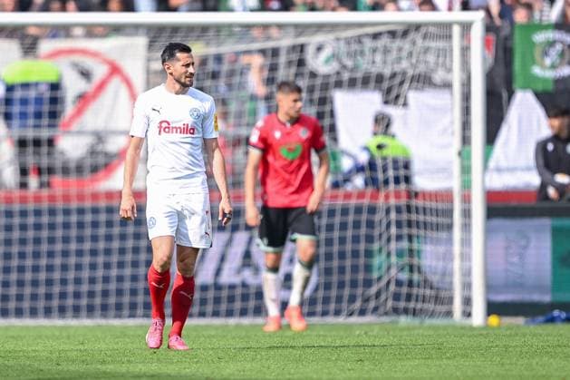 19.05.2024, Fussball, 2. Bundesliga, 34. Spieltag Saison 2023 2024, Hannover 96 - Holstein Kiel, Steven Skrzybski (Holstein Kiel) xRHR-FOTO TKx