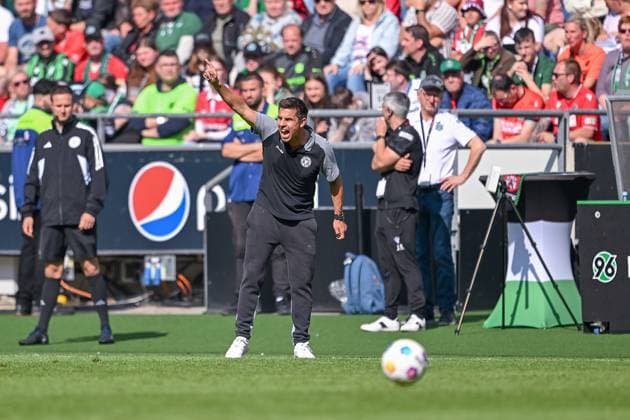 19.05.2024, Fussball, 2. Bundesliga, 34. Spieltag Saison 2023 2024, Hannover 96 - Holstein Kiel, Trainer Marcel Rapp (Holstein Kiel) xRHR-FOTO TKx