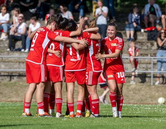 Fussball, Frauen, Saison 2023 2024, BFV-Pokal Polytan-Pokal (Finale), FC Viktoria 89 Berlin - 1. FC Union Berlin, Union-Jubel nach Tor zum 1:2, 19.05. 2024, Copyright: xMatthiasxKochx