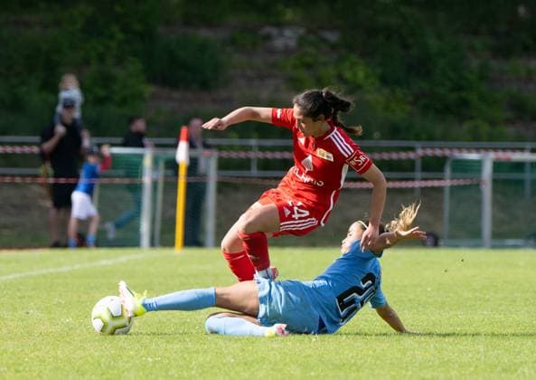 Fussball, Frauen, Saison 2023 2024, BFV-Pokal Polytan-Pokal (Finale), FC Viktoria 89 Berlin - 1. FC Union Berlin, v. l. Fatma Sakar (1. Frauen 1. FC Union), Aylin Yaren, 19.05. 2024, Copyright: xMatthiasxKochx