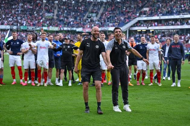 19.05.2024, Fussball, 2. Bundesliga, 34. Spieltag Saison 2023 2024, Hannover 96 - Holstein Kiel, Co-Trainer Alexander Hahn (Holstein Kiel), Trainer Marcel Rapp (Holstein Kiel) xRHR-FOTO TKx