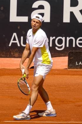 Alexandre MULLER (FRA) et Richard GASQUET (FRA) lors du tournoi de tennis de l Open Parc Auvergne RhÃ ne-Alpes Ã Lyon le 19 05 2024. TENNIS : Open Parc Auvergne RhÃ ne-Alpes - Lyon - 19 05 2024 SandrineThesillat Panoramic 