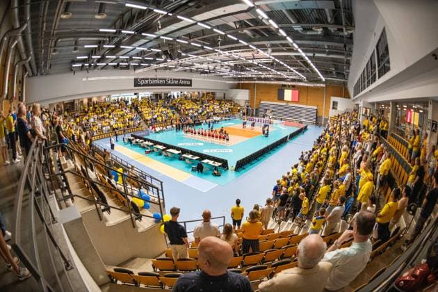 240519 Players of Sweden and of Belgium during the national anthem prior to the European Golden League between Sweden and Belgium on May 19, 2024 in Lund. Photo: Avdo Bilkanovic BILDBYRAN COP 115 AB0272 volleyboll volleyball european golden league sverige belgium sweden dam bbeng Copyright: AVDOxBILKANOVIC BB240519AB084