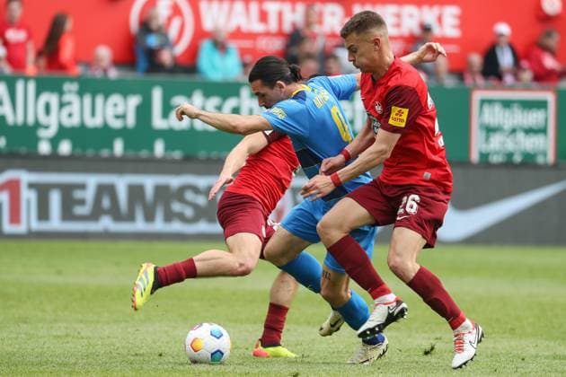 19.05.2024, xusrbx, Fussball 2.Bundesliga, 1.FC Kaiserslautern - Eintracht Braunschweig emspor, v.l. Rayan Philippe (Eintracht Braunschweig, 9), Filip Kaloc (1. FC Kaiserslautern, 26), (DFL DFB REGULATIONS PROHIBIT ANY USE OF PHOTOGRAPHS as IMAGE SEQUENCES and or QUASI-VIDEO) Kaiserslautern