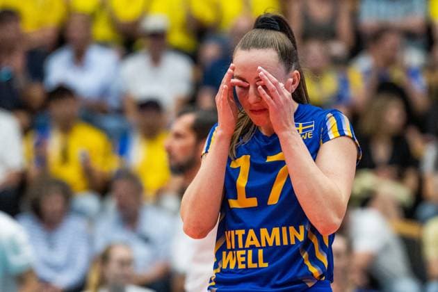 240519 Anna Haak of Sweden looks dejected during the European Golden League between Sweden and Belgium on May 19, 2024 in Lund. Photo: Avdo Bilkanovic BILDBYRAN COP 115 AB0272 volleyboll volleyball european golden league sverige belgium sweden dam bbeng Copyright: AVDOxBILKANOVIC BB240519AB111