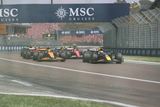 1Max Verstappen (Oracle Red Bull Racing, 01), 4Lando Norris (McLaren Formula 1 Team, 04), 16Charles Leclerc (Scuderia Ferrari HP, 16), 55Carlos Sainz (Scuderia Ferrari HP, 55), Rennstart, Rennen, ITA, Formel 1 Weltmeisterschaft, Grand Prix Emilia-Romagna Imola, Autodromo Enzo e Dino Ferrari, Media Day, 19.05.2024 ITA, Formel 1 Weltmeisterschaft, Grand Prix Emilia-Romagna Imola, Autodromo Enzo e Dino Ferrari, Media Day, 19.05.2024 Imola Copyright: xEibner-Pressefoto AnnikaxGrafx EP_AGF