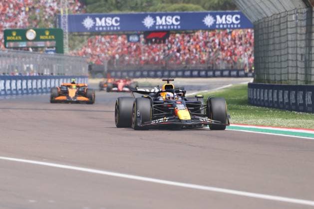 1Max Verstappen (Oracle Red Bull Racing, 01), 4Lando Norris (McLaren Formula 1 Team, 04), Rennen, ITA, Formel 1 Weltmeisterschaft, Grand Prix Emilia-Romagna Imola, Autodromo Enzo e Dino Ferrari, Media Day, 19.05.2024 ITA, Formel 1 Weltmeisterschaft, Grand Prix Emilia-Romagna Imola, Autodromo Enzo e Dino Ferrari, Media Day, 19.05.2024 Imola Copyright: xEibner-Pressefoto AnnikaxGrafx EP_AGF