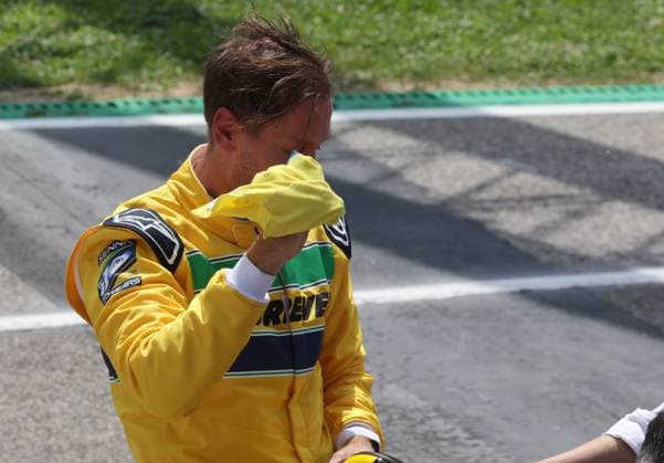 19.05.2024, xrarjax, Motorsport FIA Formel 1, Großer Preis von Italien 2024 emspor, v.l. Sebastian Vettel fährt im Auto von Ayrton Senna auf der Rennstrecke in Imola Imola