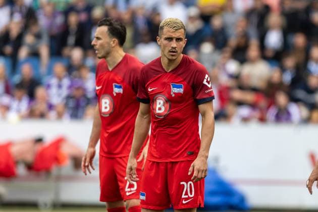 VfL Osnabrück vs. Hertha BSC; Osnabrück, 19.05.2024 Marc Oliver Kempf (Hertha BSC Berlin, 20) 2. Fußball Bundesliga 34. Spieltag: VfL Osnabrück vs. Hertha BSC, Stadion Bremer Brücke am 19.05.2024. DFB DFL REGULATIONS PROHIBIT ANY USE OF PHOTOGRAPHS AS IMAGE SEQUENCES AND OR QUASI-VIDEO.