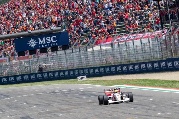 F1 GP Imola Italien Sonntag, 19.05.2024 Sebastian Vettel in Ayrton Senna s McLaren MP4 8 aus dem Jahr 1993; F1 GP Imola Italien Sonntag, 19.05.2024 Copyright: xBEAUTIFULxSPORTS Erlhofx