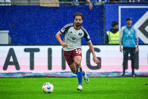 Immanuel Pherai (Hamburger SV, 10) GER, Hamburger SV vs. 1. FC Nuernberg, Fussball, 2. Bundesliga, Spieltag 34, Saison 2023 2024, 19.05.2024 DFL REGULATIONS PROHIBIT ANY USE OF PHOTOGRAPHS AS IMAGE SEQUENCES AND OR QUASI-VIDEO GER, Hamburger SV vs. 1. FC Nuernberg, Fussball, 2. Bundesliga, Spieltag 34, Saison 2023 2024, 19.05.2024 Hamburg