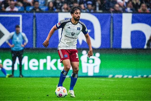 Immanuel Pherai (Hamburger SV, 10) GER, Hamburger SV vs. 1. FC Nuernberg, Fussball, 2. Bundesliga, Spieltag 34, Saison 2023 2024, 19.05.2024 DFL REGULATIONS PROHIBIT ANY USE OF PHOTOGRAPHS AS IMAGE SEQUENCES AND OR QUASI-VIDEO GER, Hamburger SV vs. 1. FC Nuernberg, Fussball, 2. Bundesliga, Spieltag 34, Saison 2023 2024, 19.05.2024 Hamburg