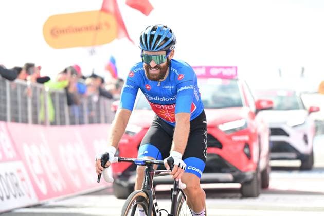 Sport Themen der Woche KW21 19.05.2024, Livigno, ITA, Giro d Italia 2024, 15. Etappe, von Manerba del Garda nach Livigno (222 km), im Bild Simon Geschke (GER, Cofidis, Solutions Credits) during the 107 Giro d Italia cycling race, 15th stage from Manerba del Garda to Livigno (222 km). in Livigno, Italy on 2024 05 19. Expa Livigno *** 19 05 2024, Livigno, ITA, Giro d Italia 2024, 15 stage, from Manerba del Garda to Livigno 222 km , pictured Simon Geschke GER, Cofidis, Solutions Credits during the 107 Giro d Italia cycling race, 15th stage from Manerba del Garda to Livigno 222 km in Livigno, Italy on 2024 05 19 Expa Livigno  EP_rei