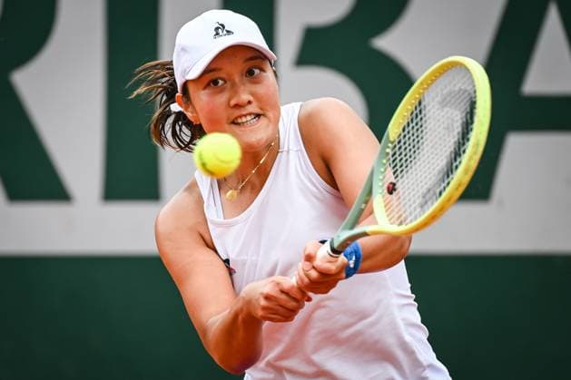 May 20, 2024, Paris, France, France: HARMONY TAN of France in action against N. Schunk of Germany during the first qualifying day of the French Open Grand Slam tennis tournament at Roland-Garros Stadium in Paris, France. Tan won 6:7, 7;6, 6;3. Paris France - ZUMAm308 20240520_zsp_m308_025 Copyright: xMatthieuxMirvillex