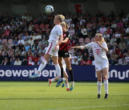 20.05.2024, xgrfx, Fussball 1.Bundesliga Damen, 1.FC Köln Frauen - Eintracht Frankfurt emspor, v.l. Celina Degen (!.FC Köln, Laura Freigang (Eintracht Frankfurt) (DFL DFB REGULATIONS PROHIBIT ANY USE OF PHOTOGRAPHS as IMAGE SEQUENCES and or QUASI-VIDEO) Köln