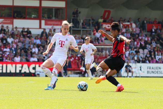 Köln, Deutschland 20. Mai 2024: 1. BL - Frauen - 2023 2024 - 1. FC Köln vs. Eintracht Frankfurt Im Bild: v. li. im Zweikampf Celina Degen (1. FC Koeln) und Shekiera Martinez (Eintracht Frankfurt) DFB regulations prohibit any use of photographs as image sequences and or quasi-video Franz-Kremer-Stadion Nordrhein Westfalen Copyright: xFotostandx xFantinix