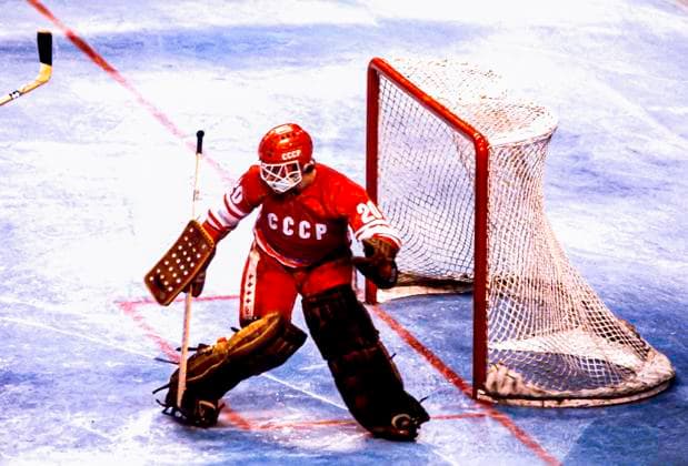 Ice hockey, Eishockey Goalie Vladislav Tretiak (URS) goalie during the 1980 Olympic Winter games, Winterspiele,Spiele, Summer games Lake Placid Olympic Center NY United States Copyright: xPaulxJ.xSutton DUOMO PCNx OL8001 IH001