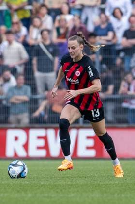 GOOGLE PIXEL Frauen-Bundesliga: 1. FC Köln - Eintracht Frankfurt, 20.05.2024 Virginia Kirchberger (Eintracht Frankfurt, 13). GOOGLE PIXEL Frauen-Bundesliga, 1. FC Köln - Eintracht Frankfurt, 22. Spieltag, am 20.05.2024, Franz-Kremer-Stadion, Köln DFL regulations prohibit any use of photographs as image sequences and or quasi-video Copyright: xBEAUTIFULxSPORTS Meuselx