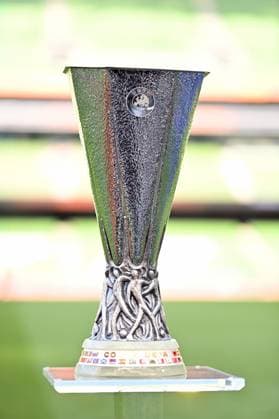 21.05.2024, xjrdrx, Fussball UEFA Europa League Finale 2024, Bayer 04 Leverkusen - Pressekonferenz Training emspor, v.l. Der Pokal Europapokal Euro League Symbolbild (DFL DFB REGULATIONS PROHIBIT ANY USE OF PHOTOGRAPHS as IMAGE SEQUENCES and or QUASI-VIDEO) Dublin