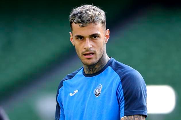 Gianluca Scamacca of Atalanta BC looks on during a training session on the eve of the UEFA 2023 2024 Europa League final football match between Atalanta BC and Bayer Leverkusen at the Dublin Arena stadium in Dublin, Republic of Ireland, on 21 May 2024. cesarexpurini