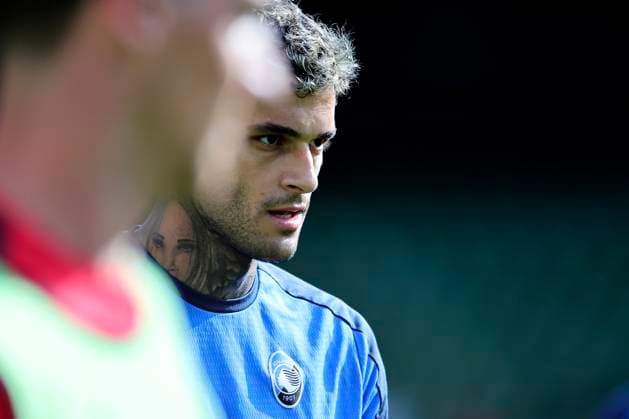 Gianluca Scamacca of Atalanta BC looks on during a training session on the eve of the UEFA 2023 2024 Europa League final football match between Atalanta BC and Bayer Leverkusen at the Dublin Arena stadium in Dublin, Republic of Ireland, on 21 May 2024. cesarexpurini