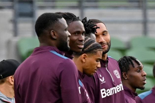 21.05.2024, xjrdrx, Fussball UEFA Europa League Finale 2024, Bayer 04 Leverkusen - Pressekonferenz Training emspor, v.l. Victor Boniface (Bayer Leverkusen) Odilon Kossounou (Bayer Leverkusen) Amine Adli (Bayer Leverkusen) Jonathan Tah (Bayer Leverkusen) Jeremie Frimpong (Bayer Leverkusen) (DFL DFB REGULATIONS PROHIBIT ANY USE OF PHOTOGRAPHS as IMAGE SEQUENCES and or QUASI-VIDEO) Dublin