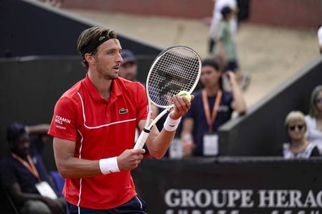 Le joueur de tennis Arthur RINDERKNECH (FRA) lors du tournoi de l Open Parc Auvergne RhÃ ne-Alpes Ã Lyon le 22 05 2024. TENNIS : Open Parc Auvergne RhÃ ne-Alpes - Lyon - 22 05 2024 SandrineThesillat Panoramic 