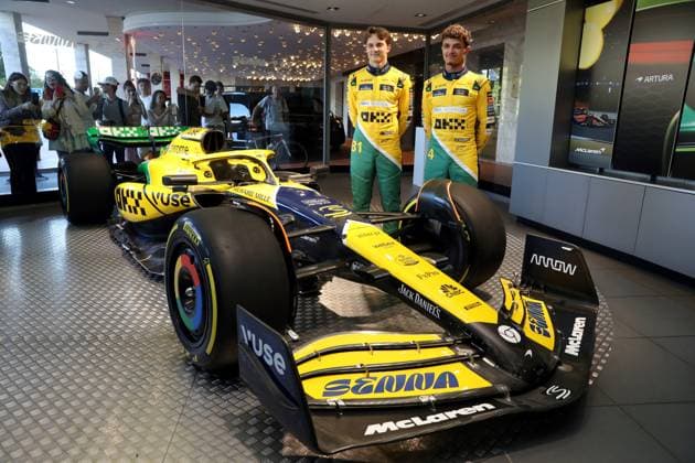 Sport Bilder des Tages PRESENTATION MCLAREN COULEURS SENNA PHOTOPQR NICE MATIN Jean François Ottonello ; Monaco ; 22 05 2024 ; Presentation de la McLaren F1 dans sa livree Speciale Ayrton Senna pour le Grand Prix de Monaco aux couleurs du Bresil - avec les pilotes Lando Norris et Oscar Piastri - McLaren will run a vibrant one-off, Ayrton Senna-inspired yellow, green and blue full wrap livery at this weekend’s Monaco Grand Prix. Monaco may 22 2024 Monaco France  Copyright: xPHOTOPQR NICExMATIN MAXPPPxJeanxFrançoisxOttonellox 20240522NIM2323 20240522NIM2323