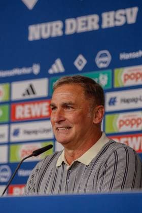 Vorstand Stefan Kuntz ( HSV ) Deutschland , Hamburg , Volksparkstadion , Fussball , Bundesliga , 2. Fussball Bundesliga , Hamburger SV , Vorstellung von Stefan Kuntz Vorstand Sport