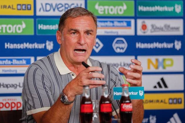 Sport Bilder des Tages Vorstand Stefan Kuntz ( HSV ) Deutschland , Hamburg , Volksparkstadion , Fussball , Bundesliga , 2. Fussball Bundesliga , Hamburger SV , Vorstellung von Stefan Kuntz Vorstand Sport