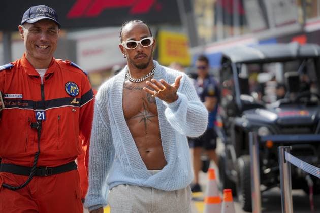 HAMILTON Lewis (gbr), Mercedes AMG F1 Team W15, portrait during the Formula 1 Grand Prix de Monaco 2024, 8th round of the 2024 Formula One World Championship, WM, Weltmeisterschaft from May 23 to 26, 2024 on the Circuit de Monaco, in Monaco - F1 - MONACO GRAND PRIX 2024 DPPI Panoramic  240523_R08_MONACO_DP_DSC00235