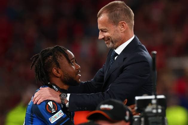 22nd May 2024, Dublin Arena, Dublin, Ireland; Europa League Football Final; Atalanta versus Bayer Leverkusen; Ademola Lookman of Atalanta congratulated by Uefa President Aleksander Ceferin  ActionPlus12645932 ShaunxBrooks