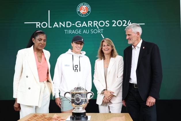 The Draw At Rolang Garros 2024 NB Marie Jose Perec, Iga Swiatek, Amelie Mauresmo, Gilles Moretton during the draw at Rolang Garros 2024 on May 23, 2024 in Paris, France. Photo by Nasser Berzane ABACAPRESS.COM Paris France  Copyright: xBerzanexNasser ABACAx
