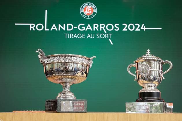 20.05.2024, Tennis, Auslosung der French Open 2024 Roland-Garros, FRA, Paris, Roland Garros, Bild: v. li., die Trophäen Copyright: HMBxMedia AntonioxBorga
