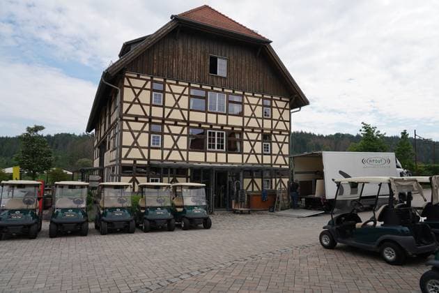 Vorbereitungen für den Aufenthalt der Nationalmannschaft laufen im Golf Resort & Spa Weimarer Land, dem Quartier zur Vorbereitung der Deutschen Nationalmannschaft auf die EURO 24 in Deutschland - Blankenhain 24.05.2024: Trainingslager der Deutschen Nationalmannschaft zur EM-Vorbereitung, Golf Resort Weimarer Land