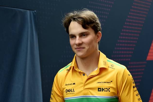 24.05.2024, xrarjax, Motorsport FIA Formel 1, Großer Preis von Monaco 2024 emspor, v.l. Oscar Piastri (McLaren) Startnummer 81 im Ayrton Senna Shirt Design Monte Carlo