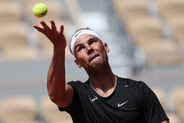 ROLAND GARROS PHOTOPQR LE PARISIEN Le Parisien Arnaud Journois ; PARIS ; 24 05 2024 ; TENNIS , ROLAND GARROS 2024 , SIMPLE MESSIEURS , COURT PHILIPPE CHATRIER , RAFAEL NADAL A L ENTRAINEMENT Paris, France, may 24th 2024 Training session for Rafael Nadal before Roland Garros french open PARIS 75 France  Copyright: xPHOTOPQR LExPARISIEN MAXPPPxLexParisienx xArnaudxJournoisx 20240524LPA5838 20240524LPA5838