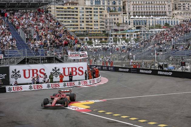 16 LECLERC Charles (mco), Scuderia Ferrari SF-24, action during the Formula 1 Grand Prix de Monaco 2024, 8th round of the 2024 Formula One World Championship, WM, Weltmeisterschaft from May 23 to 26, 2024 on the Circuit de Monaco, in Monaco - F1 - MONACO GRAND PRIX 2024 DPPI Panoramic  240524_R08_MONACO_DP_EA027724