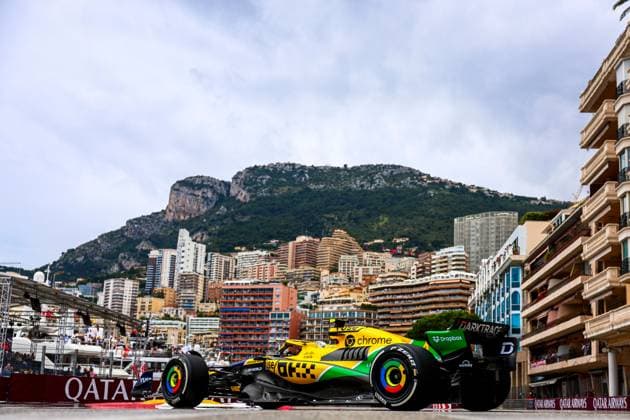 Lando Norris of Great Britain and McLaren in Aktion, Practice, F1 Grand Prix of Monaco, Monaco am 24. May 2024 in Monte Carlo, Monaco. (Foto von Diogo Cardoso DeFodi Images) Lando Norris of Great Britain and McLaren in action, Practice, F1 Grand Prix of Monaco, Monaco on May 24, 2024 in Monte Carlo, Monaco. (Photo by Diogo Cardoso DeFodi Images) Defodi-645_f1mon20240524_0044
