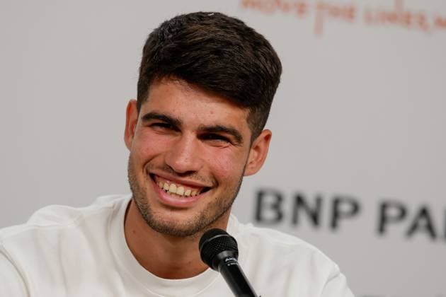 24.05.2024, Tennis, French Open 2024 Roland-Garros, FRA, Paris, Bild: v. li., Pressekonferenz mit Carlos Alcaraz (ESP) lacht Copyright: HMBxMedia AntonioxBorga