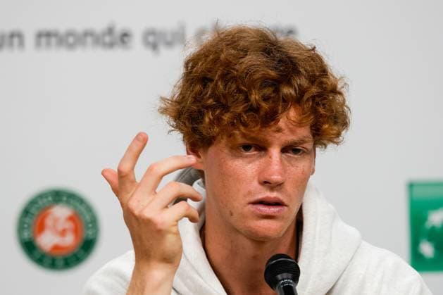 24.05.2024, Tennis, French Open 2024 Roland-Garros, FRA, Paris, Bild: v. li., Pressekonferenz mit Jannik Sinner (ITA) Copyright: HMBxMedia AntonioxBorga