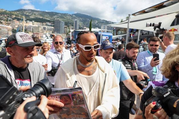 Ankunft am Fahrerlager, Lewis Hamilton (Mercedes-AMG), 3 Freies Training, Grosser Preis von Monaco, Motorsport, Herren, Formel 1, 25.05.2024 Monte Carlo Monaco MCO