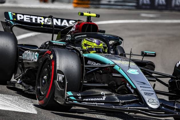 44 HAMILTON Lewis (gbr), Mercedes AMG F1 Team W15, action during the Formula 1 Grand Prix de Monaco 2024, 8th round of the 2024 Formula One World Championship, WM, Weltmeisterschaft from May 23 to 26, 2024 on the Circuit de Monaco, in Monaco - F1 - MONACO GRAND PRIX 2024 DPPI Panoramic  240525_R08_MONACO_DP_AV3_9175