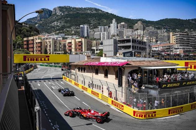 55 SAINZ Carlos (spa), Scuderia Ferrari SF-24, action during the Formula 1 Grand Prix de Monaco 2024, 8th round of the 2024 Formula One World Championship, WM, Weltmeisterschaft from May 23 to 26, 2024 on the Circuit de Monaco, in Monaco - F1 - MONACO GRAND PRIX 2024 DPPI Panoramic  240525_R08_MONACO_DP_DSC08083