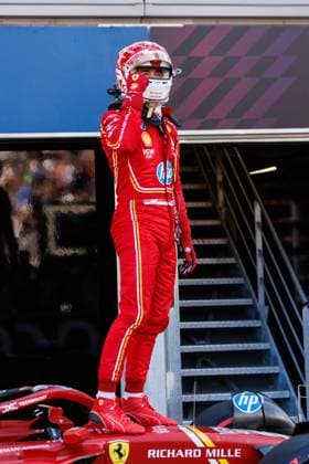 Charles Leclerc (Scuderia Ferrari HP, 16) bejubelt die Pole Position, Grosser Preis von Monaco, Motorsport, Formel 1, Saison 2023, 25.05.2024 Grosser Preis von Monaco, Motorsport, Formel 1, Saison 2023, 25.05.2024 Monte Carlo Copyright: xEibner-Pressefoto AlexanderxNeisx EP_ANS