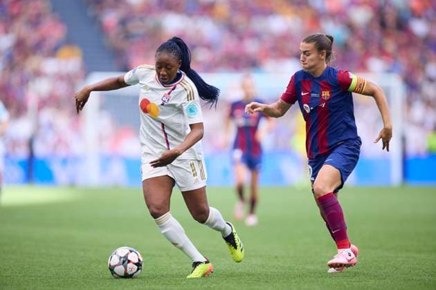 May 25, 2024, Bilbao, Vizcaya, SPAIN: Kadidiatou Diani of Olympique Lyonnais competes for the ball with Patri Guijarro of FC Barcelona, Barca during the UEFA Women s Champions League 2023 24 Final match between FC Barcelona and Olympique Lyonnais at San Mames on May 25, 2024, in Bilbao, Spain. Bilbao SPAIN - ZUMAa181 20240525_zaa_a181_040 Copyright: xRicardoxLarreinax