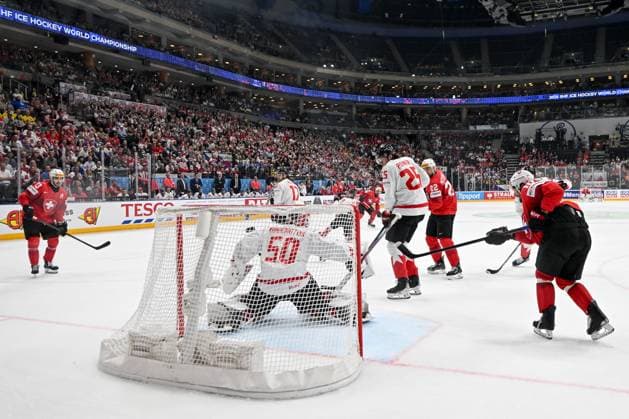 PRAGUE, CZECH REPUBLIC - MAY 25: Nino Niederreiter of Switzerland scores the second goal of the game during the 2024 IIHF Ice hockey, Eishockey World Championship, WM, Weltmeisterschaft Czechia Semifinal match between Canada and Switzerland at Prague Arena on May 25, 2024 in Prague, Czech Republic. Prague Prague Arena Czech Republic Copyright: xJustPictures.ch AndreaxBrancax jp-en-EuSpIm-AB_25052024_DSC_6332