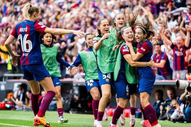 240525 Aitana Bonmati of Barcelona celebrates with team mates after 1-0 during the UEFA Women s Champions League final between Barcelona and Lyon on May 25, 2024 in Bilbao. Photo: Ludvig Thunman BILDBYRAN kod LT LT0620 fotboll football soccer fotball champions league barcelona lyon dam bbeng final champions league final final 2024 jubel Copyright: LUDVIGxTHUNMAN BB240525LT075