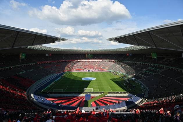 25.05.2024, xjrdrx, Fussball DFB Pokal Finale 2023 24, 1.FC Kaiserslautern - Bayer 04 Leverkusen emspor, v.l. Blick ins Olympiastadion Rasen, Tribuenen, Innenraum, (DFL DFB REGULATIONS PROHIBIT ANY USE OF PHOTOGRAPHS as IMAGE SEQUENCES and or QUASI-VIDEO) Berlin