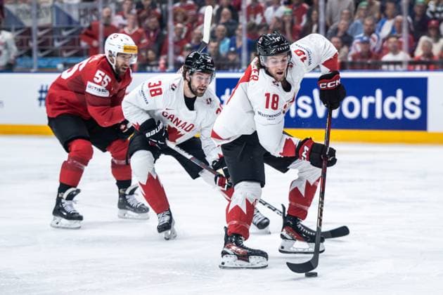 240525 Dawson Mercer of Canada during the 2024 IIHF Ice hockey, Eishockey World Championship, WM, Weltmeisterschaft semifinal game between Canada and Switzerland on May 25, 2024 in Prague. Photo: Maxim ThorÃ BILDBYRAN kod MT MT0602 ishockey ice hockey ishockey-vm canada switzerland 2024 iihf ice hockey world championship bbeng schweiz kanada semifinal Copyright: MAXIMxTHORE BB240525MT203